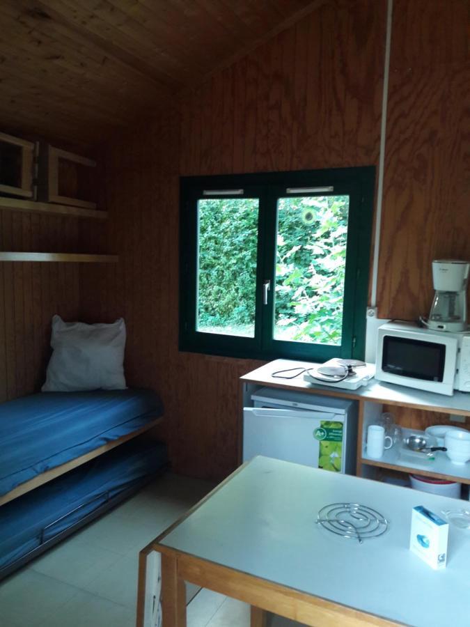 Camping Les Feuilles Chauffailles Esterno foto