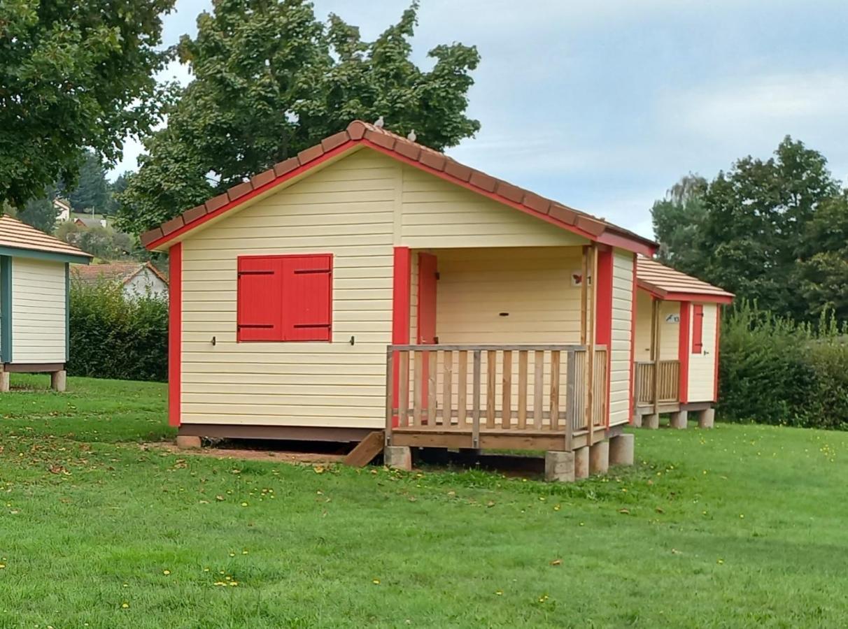 Camping Les Feuilles Chauffailles Esterno foto