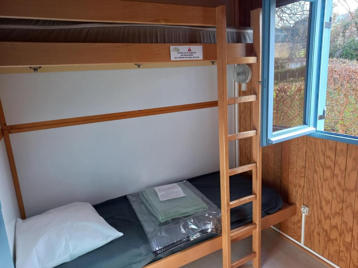 Camping Les Feuilles Chauffailles Esterno foto