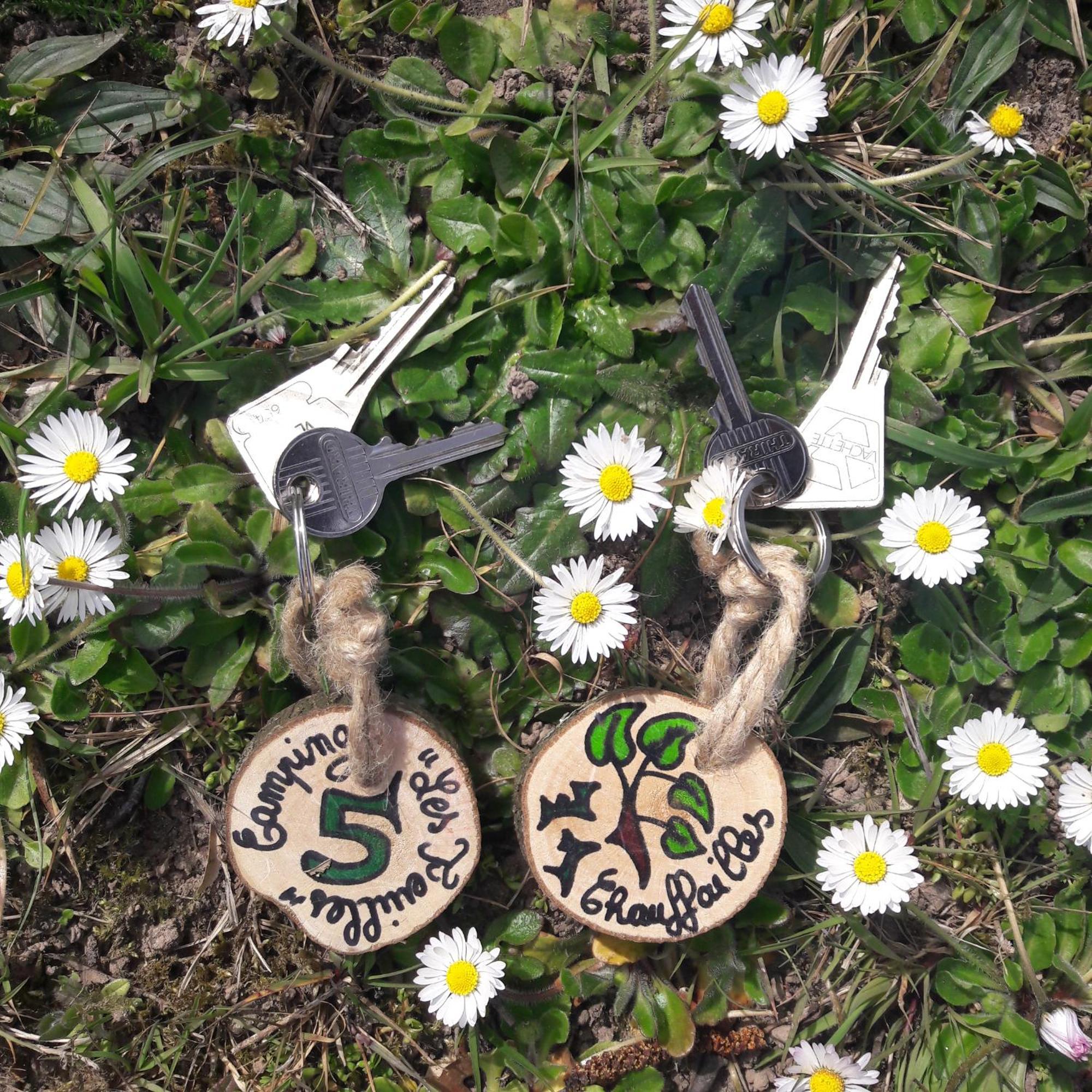 Camping Les Feuilles Chauffailles Esterno foto